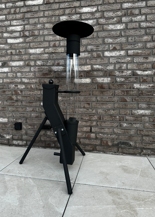 Flamesa Magnus Compact – Small Outdoor Pellet Stove for Balcony